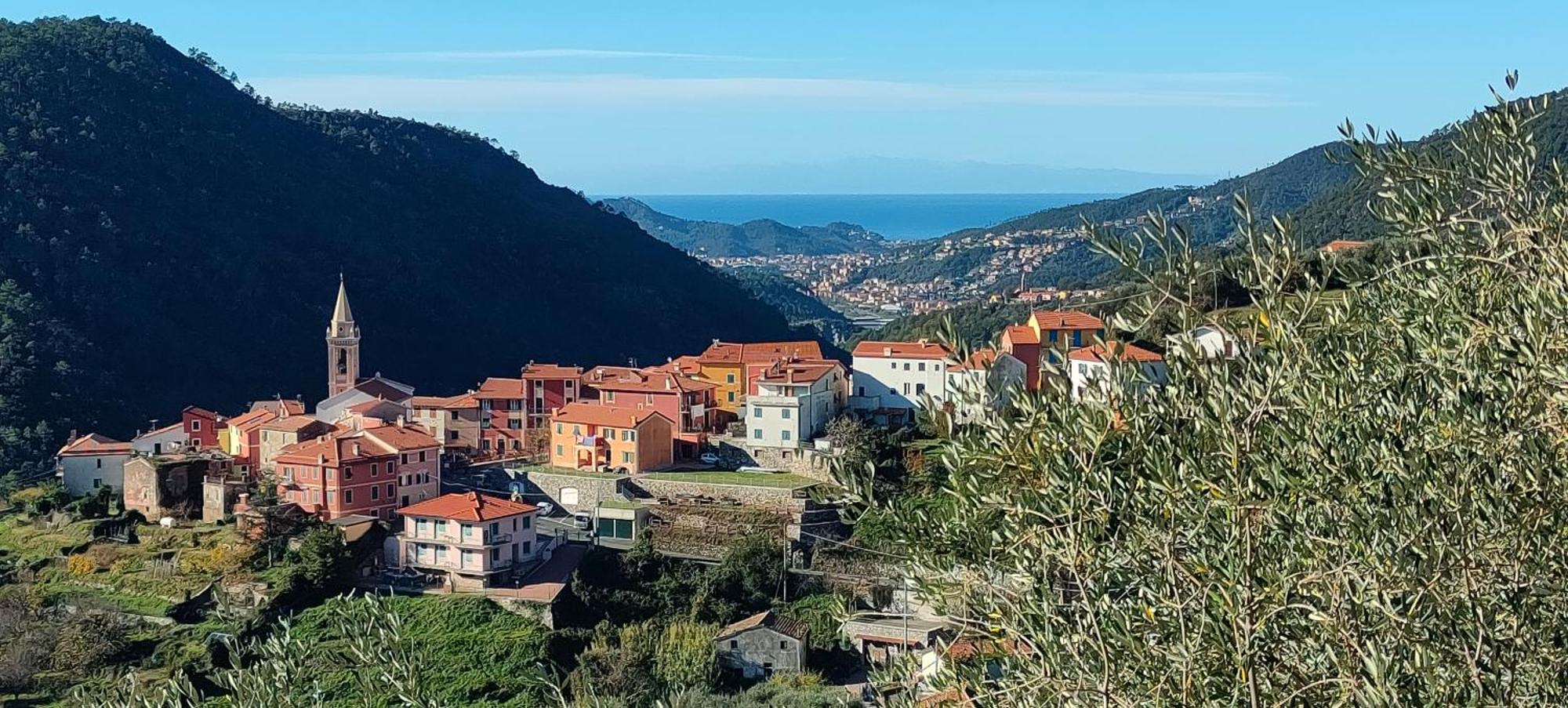 Camera Tra Le Cinque Terre, Camogli E Portofino. Vista Valle E Scorcio Mare All'Orizzonte Castiglione Chiavarese Exterior foto